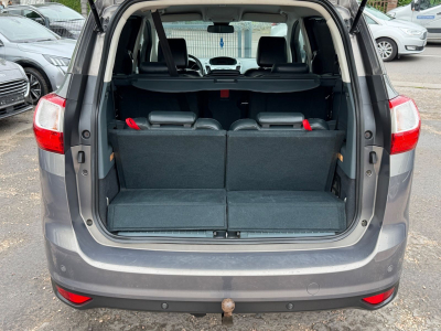 Ford Grand C-Max 2,0TDCi 120kW Titanium/7XSitze