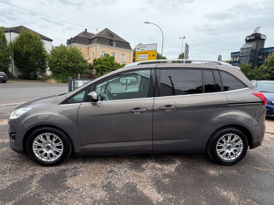Ford Grand C-Max 2,0TDCi 120kW Titanium/7XSitze
