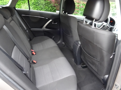 Toyota Avensis 1.8 AUTOMATIQUE