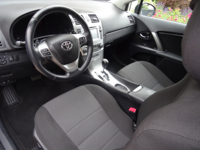 Toyota Avensis 1.8 AUTOMATIQUE