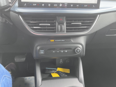 Ford Focus Focus Turnier ACTIVE 1.5 EcoBlue Aut.*LED 2xPDC*DAB*Winterpack
