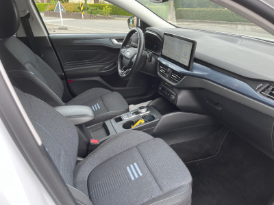 Ford Focus Focus Turnier ACTIVE 1.5 EcoBlue Aut.*LED 2xPDC*DAB*Winterpack