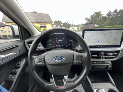Ford Focus Focus Turnier ACTIVE 1.5 EcoBlue Aut.*LED 2xPDC*DAB*Winterpack