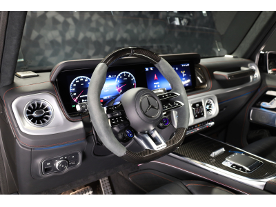 Mercedes-Benz G 63 AMG V8 Bi-Turbo - Obsidian Black Metallic