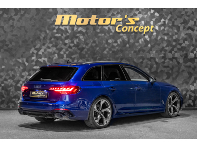Audi RS4 AVANT 2.9 V6 QUATTRO