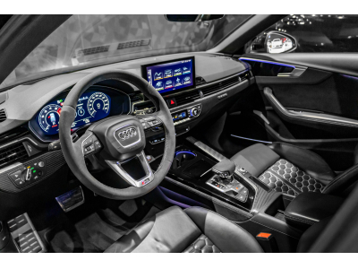 Audi RS4 AVANT 2.9 V6 QUATTRO
