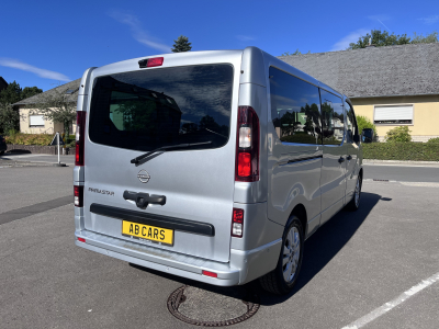 Nissan Primastar 2.0dci 110 Kombi L2H1 3,0t Navi Camera Carplay 9 places
