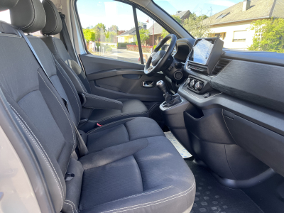 Nissan Primastar 2.0dci 110 Kombi L2H1 3,0t Navi Camera Carplay 9 places