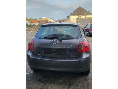 Toyota Auris Nde150
