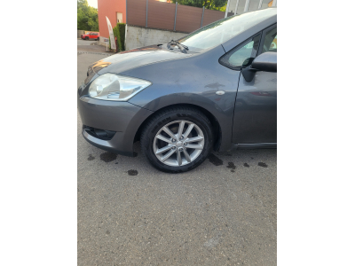 Toyota Auris Nde150