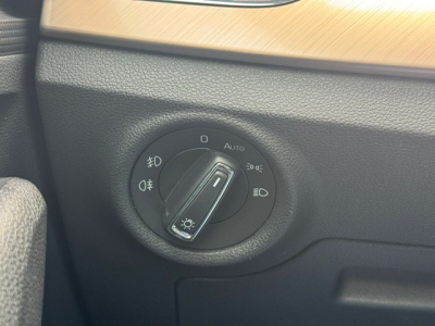 Skoda Kamiq SKODA KAMIQ STYLE LEDER NAVI LED PANORAMA DACH LANE ASSISTENT