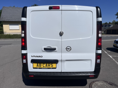 Opel Vivaro 1.6cdti 95cv L1H1 Euro6 Clim Camera PDC Armoires Wurth