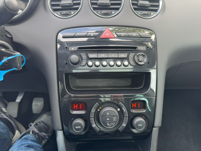 Peugeot 308 PEUGEOT 308 SW PANORAMA KLIMA BLUETOOTH