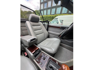 Mercedes-Benz E 320 AMG Line - W124