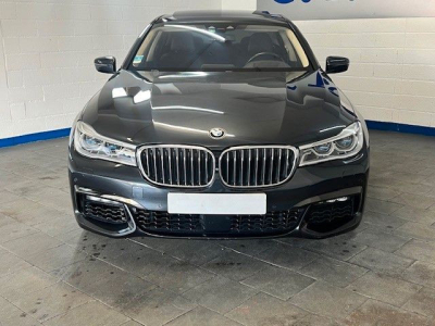 BMW 750 i xDrive  M-Sportpaket - VOLL