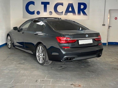 BMW 750 i xDrive  M-Sportpaket - VOLL