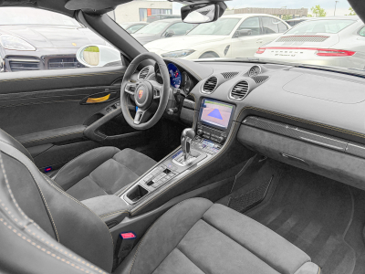 Porsche 718 Spyder 718 SPYDER/LED/KAMERA/20/CABRIOLET