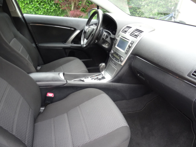 Toyota Avensis 1.8 AUTOMATIQUE