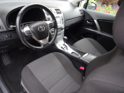 Toyota Avensis 1.8 AUTOMATIQUE