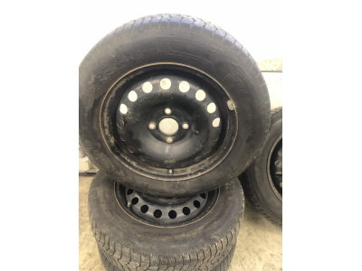 Jantes acier + Pneus hiver 14