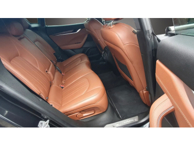 Maserati Levante LEVANTE  SQ4 / CAMERA 360/ ACC/ CUIR/Panorama/VOLL