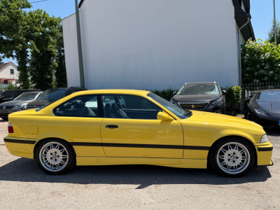 BMW M3 Coupe 3.0 / SCHECKHEFT / 2.HAND /