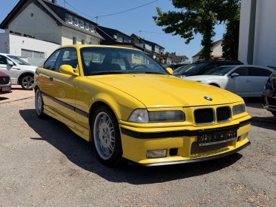 BMW M3 Coupe 3.0 / SCHECKHEFT / 2.HAND /