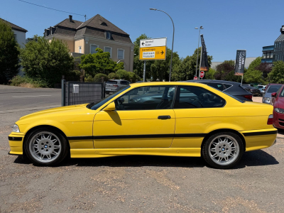 BMW M3 Coupe 3.0 / SCHECKHEFT / 2.HAND /