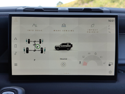 Land-Rover Defender 90 D250 TOIT OUVRANT CARPLAY CAMERA 360 CUIR