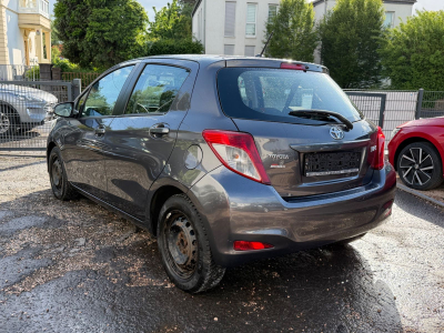 Toyota Yaris GR Yaris/ KAMERA / SCHECKHEFT