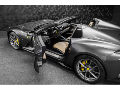 Ferrari 812 GTS 6.5 V12 - GRIGIO SILVERSTONE