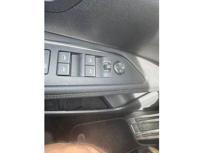 Peugeot 3008 PEUGEOT 3008 GT LINE NAVI LED KAMERA LEDER 19ZOLL