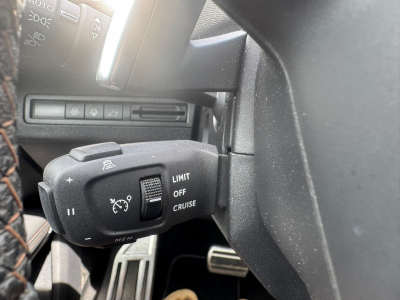 Peugeot 3008 PEUGEOT 3008 GT LINE NAVI LED KAMERA LEDER 19ZOLL
