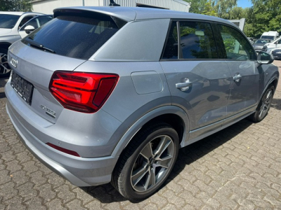 Audi Q2 AUDI Q2 40 TFSI QUATTRO S-LINE LEDER NAVI KAMERA LED PANORAMA