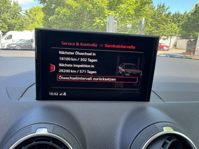 Audi Q2 AUDI Q2 40 TFSI QUATTRO S-LINE LEDER NAVI KAMERA LED PANORAMA