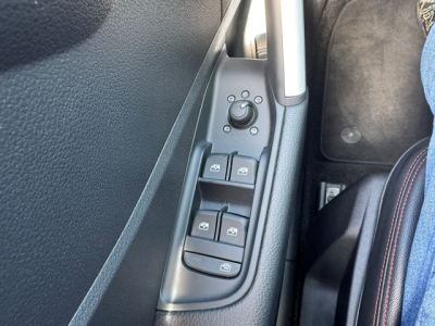 Audi Q2 AUDI Q2 40 TFSI QUATTRO S-LINE LEDER NAVI KAMERA LED PANORAMA