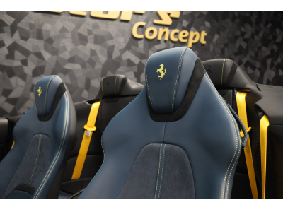 Ferrari Roma Spider - CELESTE TREVI SPECIAL COLOURS