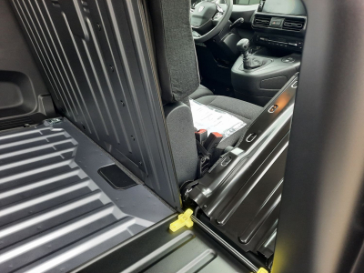 Peugeot Partner 1.5 BlueHDI 130 AT8 Confort L2H1