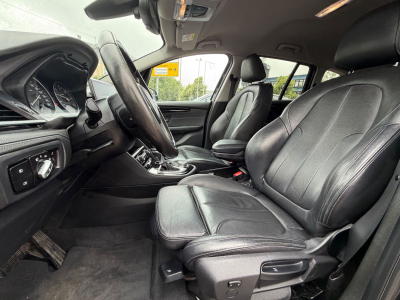 BMW 220 Active Tourer xDRIVE SPORT LINE/HEADUP