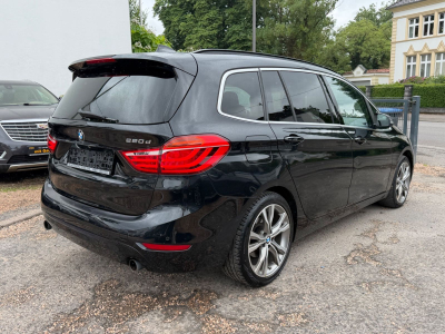 BMW 220 Active Tourer xDRIVE SPORT LINE/HEADUP
