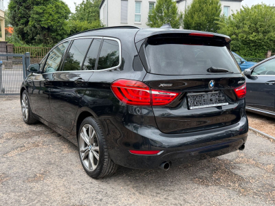 BMW 220 Active Tourer xDRIVE SPORT LINE/HEADUP