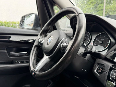 BMW 220 Active Tourer xDRIVE SPORT LINE/HEADUP