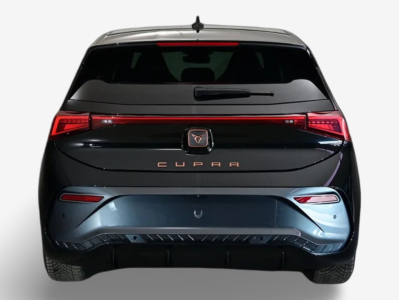 Cupra Born 79KWH  231 PS