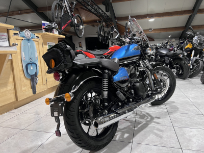 Royal Enfield Meteor 350 Super Nova
