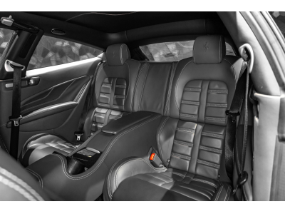 Ferrari FF ATELIER - ROSSO MARANELLO / CHARCOAL