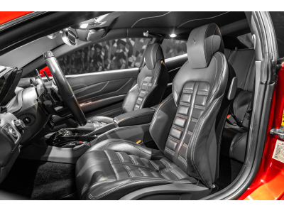 Ferrari FF ATELIER - ROSSO MARANELLO / CHARCOAL