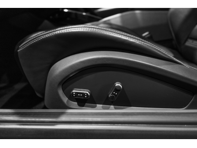 Ferrari FF ATELIER - ROSSO MARANELLO / CHARCOAL