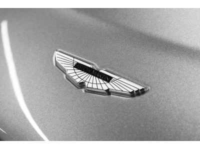 Aston Martin V12 Vantage Roadster / Boîte manuelle / 1 OF 101