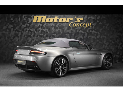 Aston Martin V12 Vantage Roadster / Boîte manuelle / 1 OF 101
