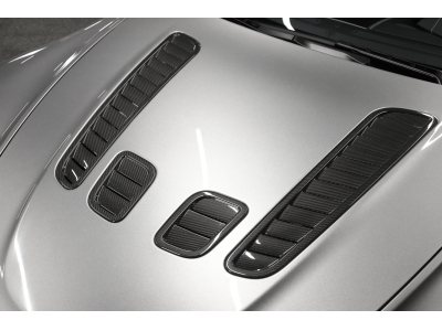 Aston Martin V12 Vantage Roadster / Boîte manuelle / 1 OF 101